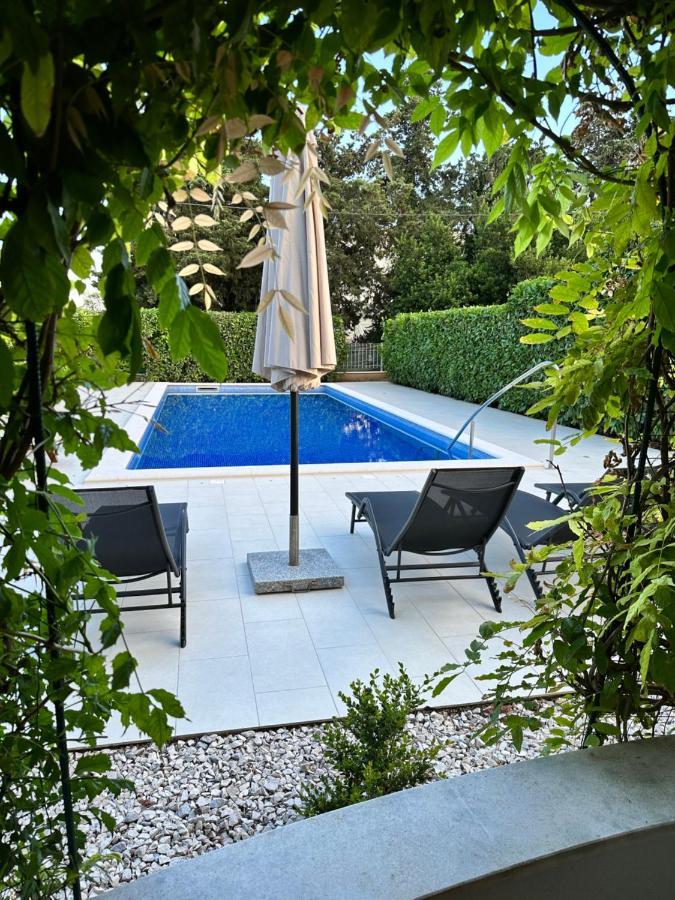 Apartments Villa Ohana Kaštela エクステリア 写真