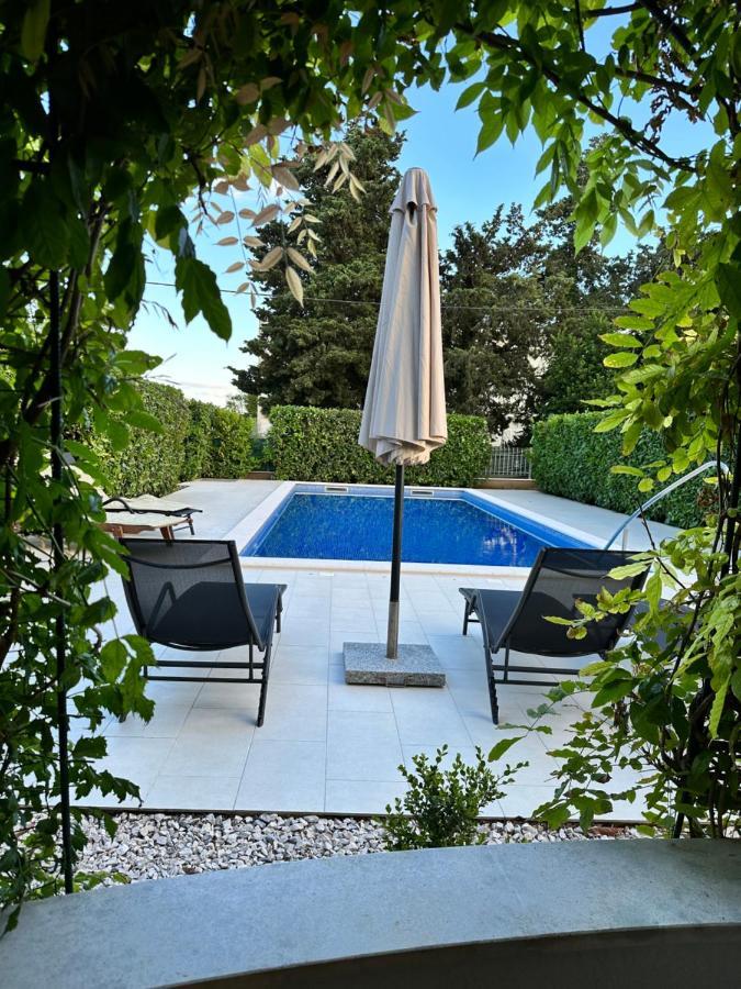 Apartments Villa Ohana Kaštela エクステリア 写真