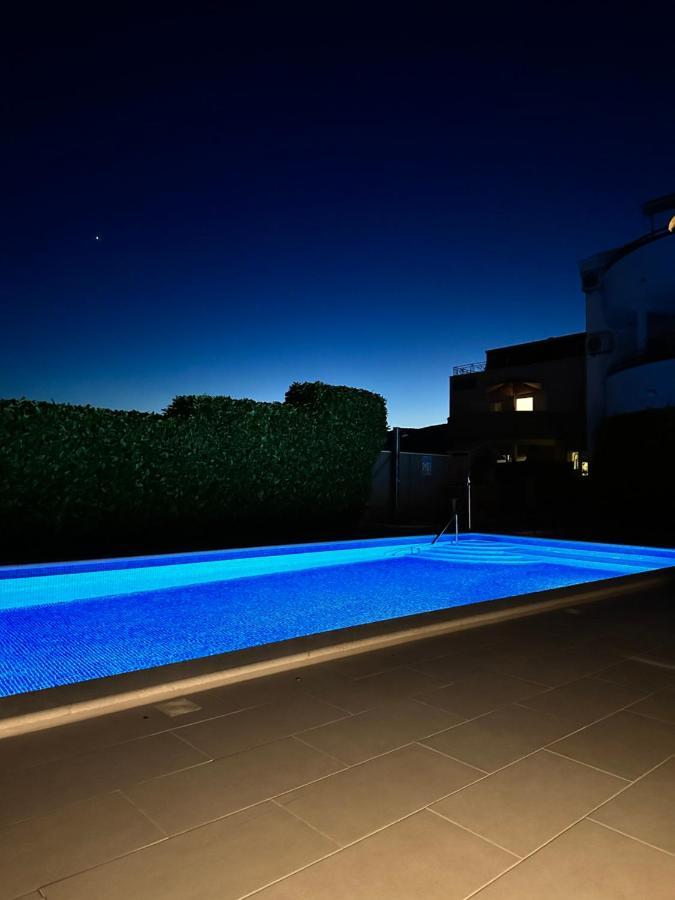 Apartments Villa Ohana Kaštela エクステリア 写真