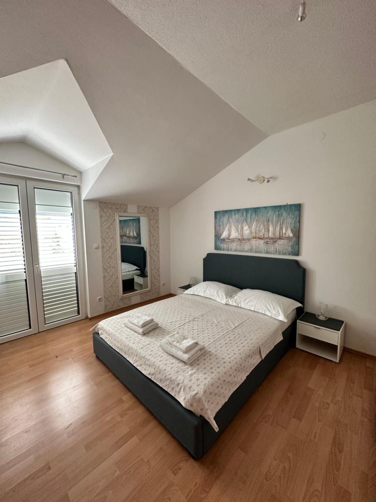Apartments Villa Ohana Kaštela エクステリア 写真